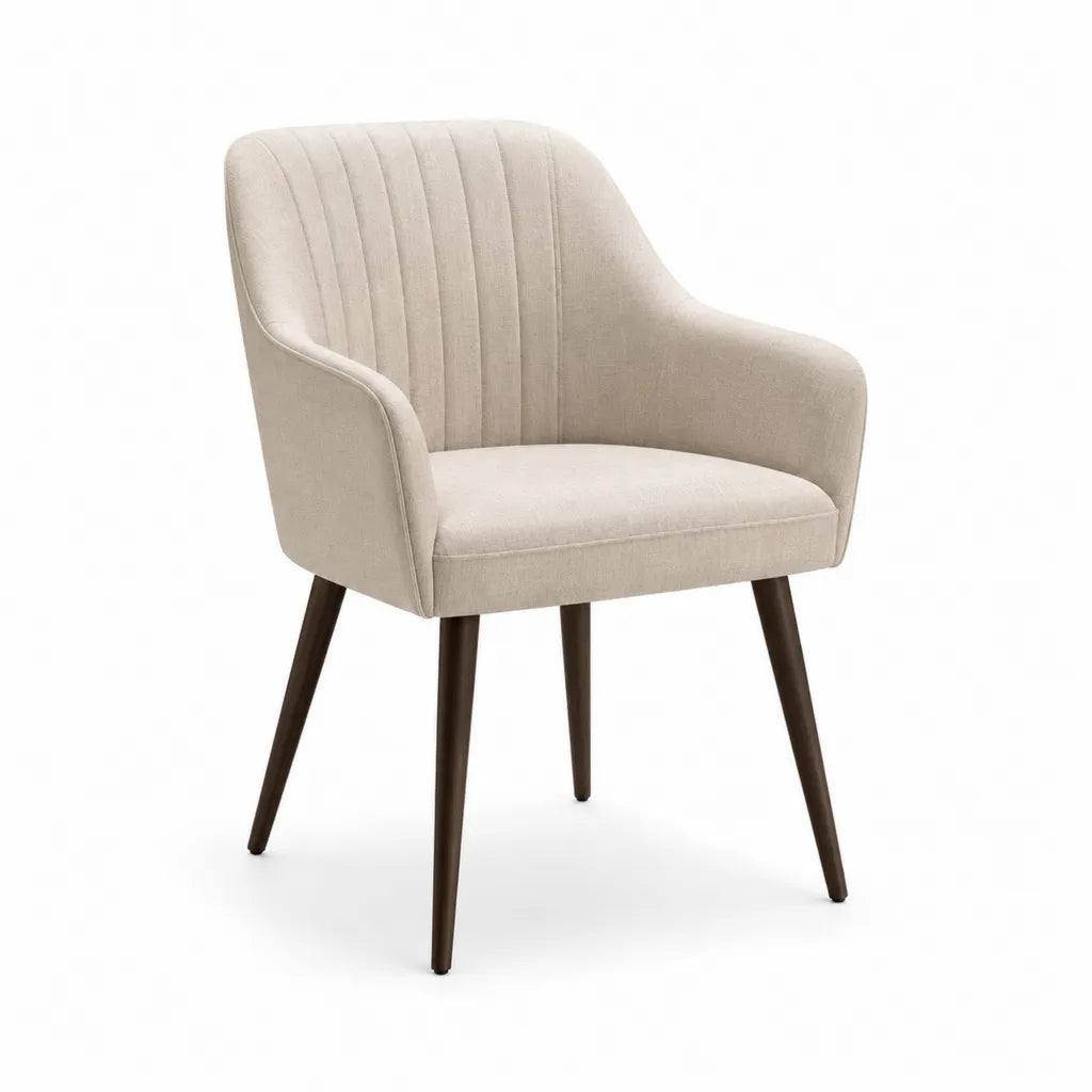 Chaise de salle a manger avec accoudoirs en polyester beige forme arrondie pieds en bois massif 58 x 60 x 83 cm